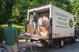 Best Garage Cleanout  in Oneida, TN